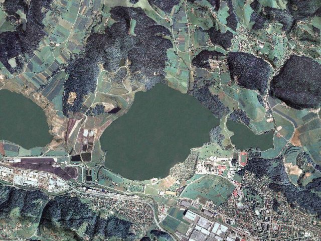 Formation of lakes in Šalek Valley